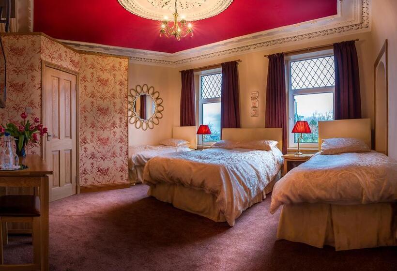 חדר משפחתי, Lakeview Guest House