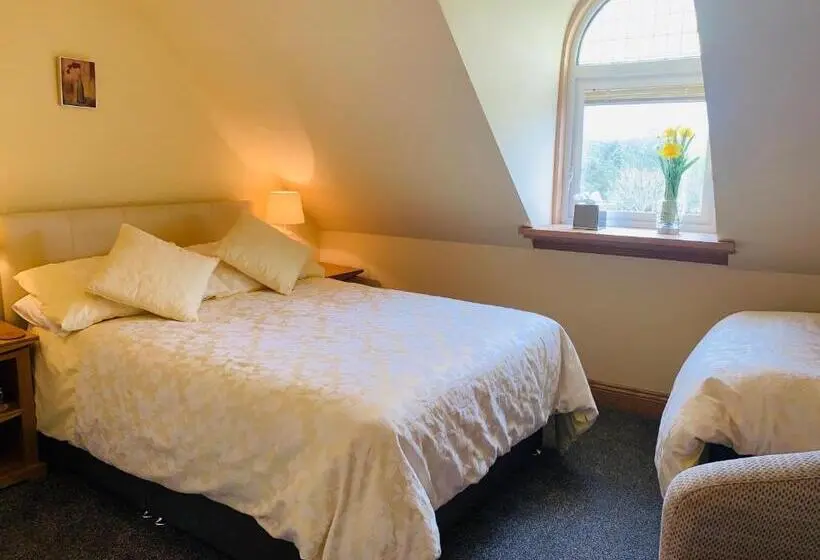 レイクビューデラックスルーム, Lakeview Guest House