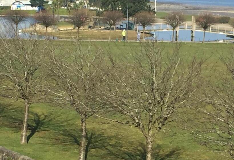 חדר דלוקס נוף לאגם, Lakeview Guest House