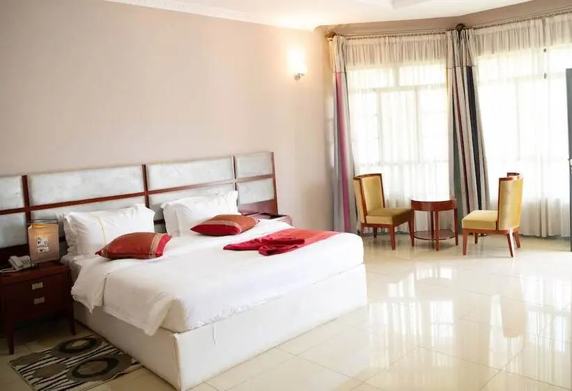 Suite, Orient Park