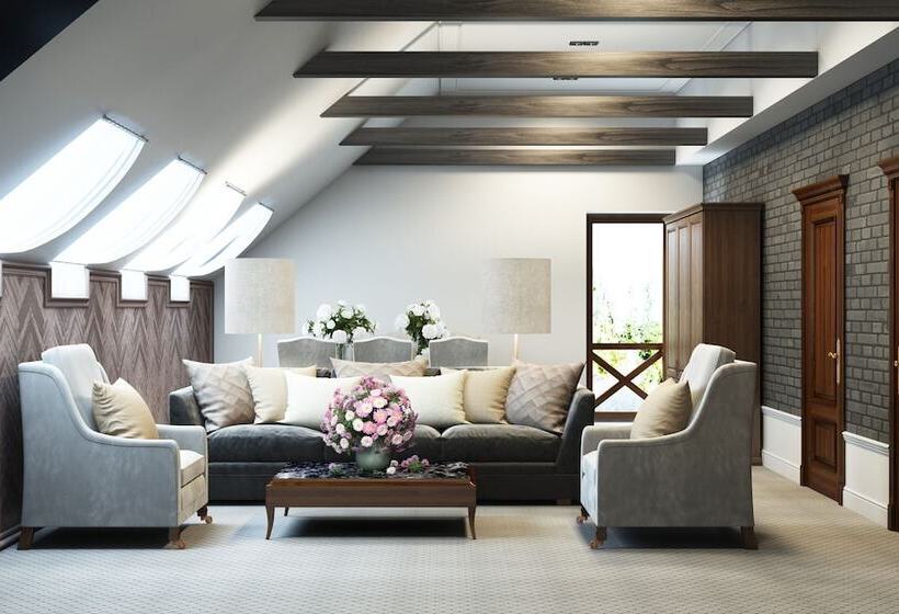 Апартаменты Deluxe 1 Спальня, Royal