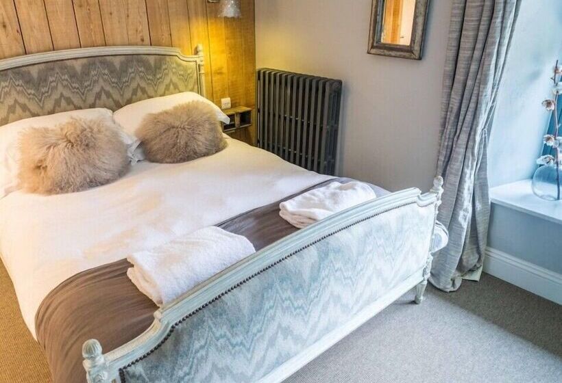 기본룸, Timbrell's Yard