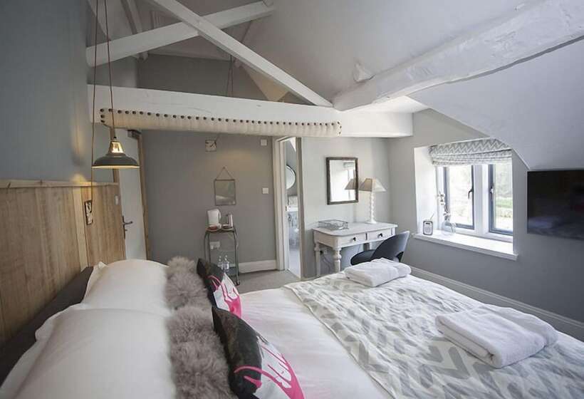 스탠다드 룸, Timbrell's Yard