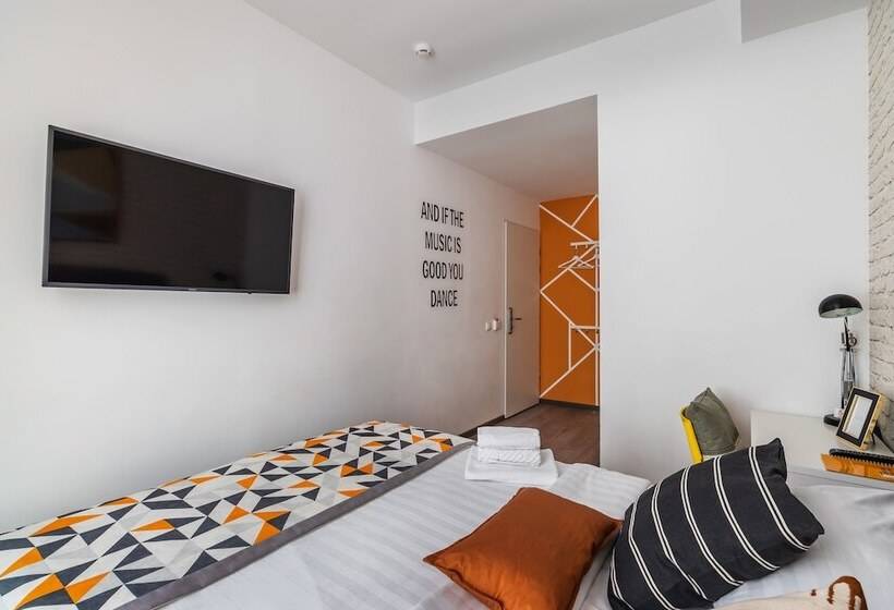 スタンダードルーム, Trend