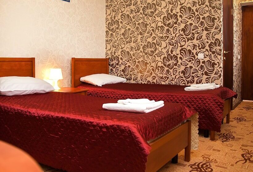 Номер Стандарт с Балконом, Utomlyonnye Solntsem