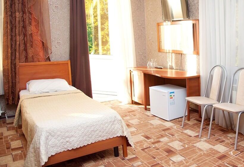 Трехместный Номер Комфорт, Utomlyonnye Solntsem