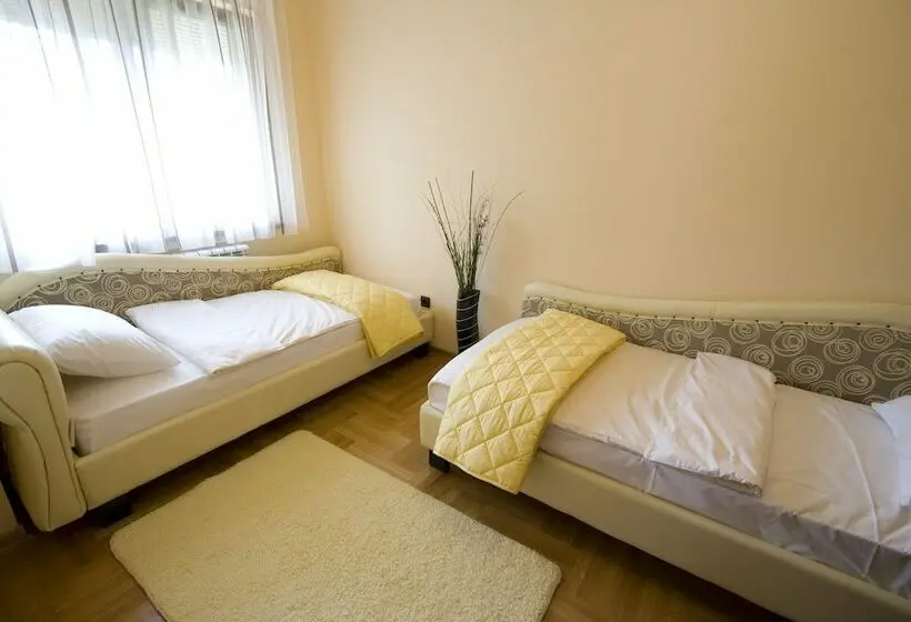 آپارتمان لوکس 2 خوابه, Vila Barović And Spa