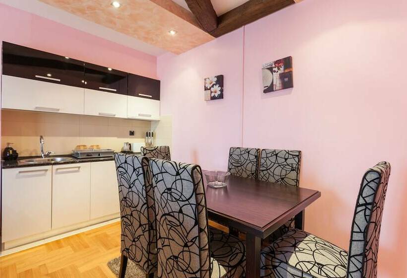 آپارتمان راحتی 1 خوابه, Vila Barović And Spa