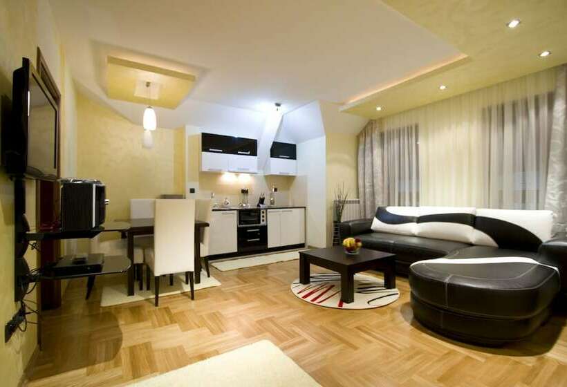 آپارتمان لوکس 2 خوابه, Vila Barović And Spa