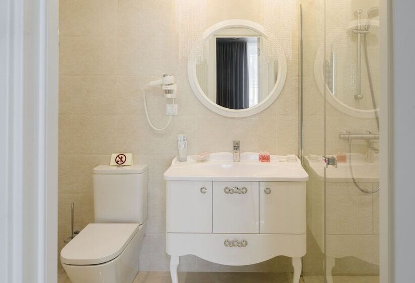 اتاق لوکس, Ya