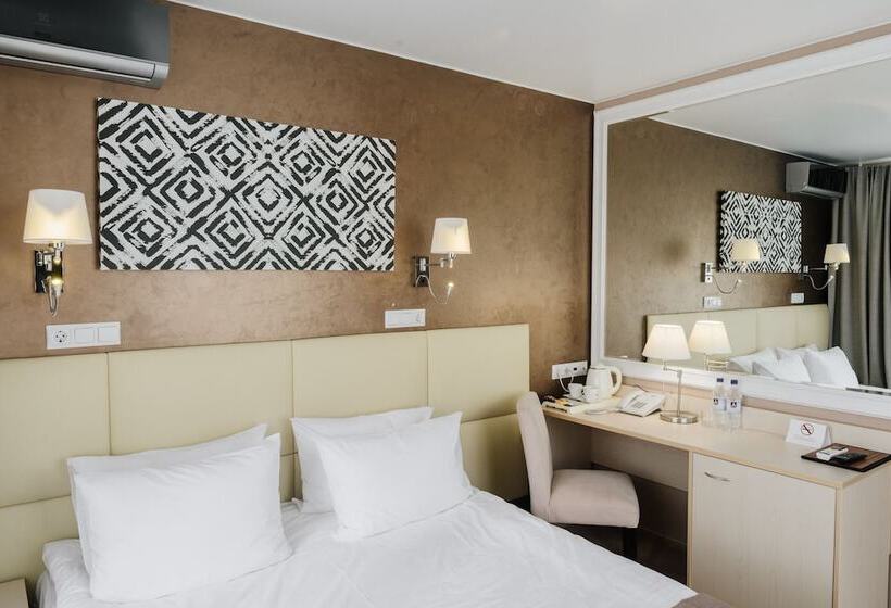 اتاق استاندارد, Ya