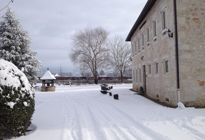 Дом 4 Спальни, Domaine Du Manoir
