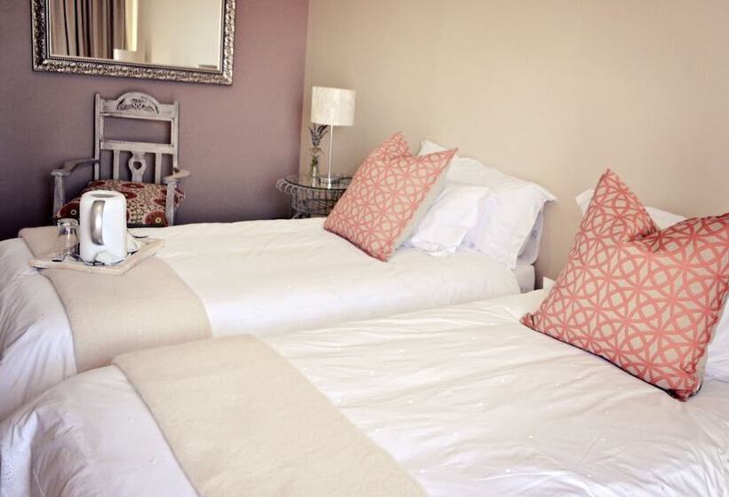 Номер Стандарт, Bokmakierie Gastehuis Emalahleni Pty Ltd