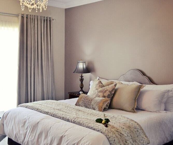 StandaardKamer, Bokmakierie Gastehuis Emalahleni Pty Ltd