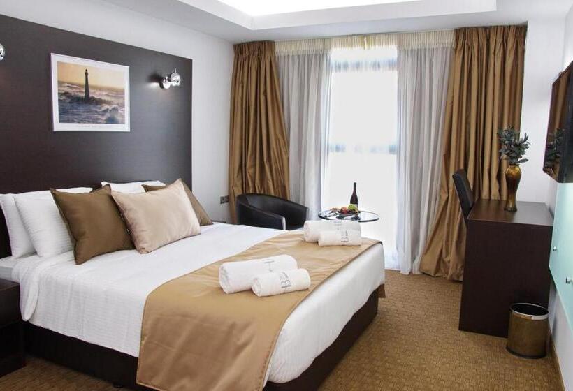 주니어 스위트, Breeze Boutique Athens