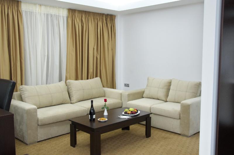 주니어 스위트, Breeze Boutique Athens