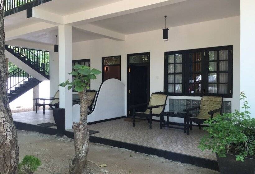 디럭스 룸, Flower Garden Eco Village