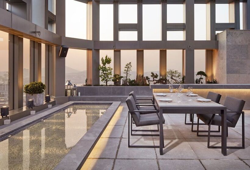 Quarto Ático, Four Points By Sheraton Seoul, Gangnam