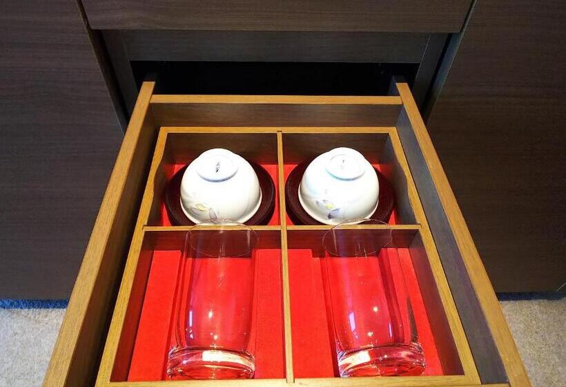 リビングルーム付きスーペリアルーム, Nagoya Prince Hotel Sky Tower