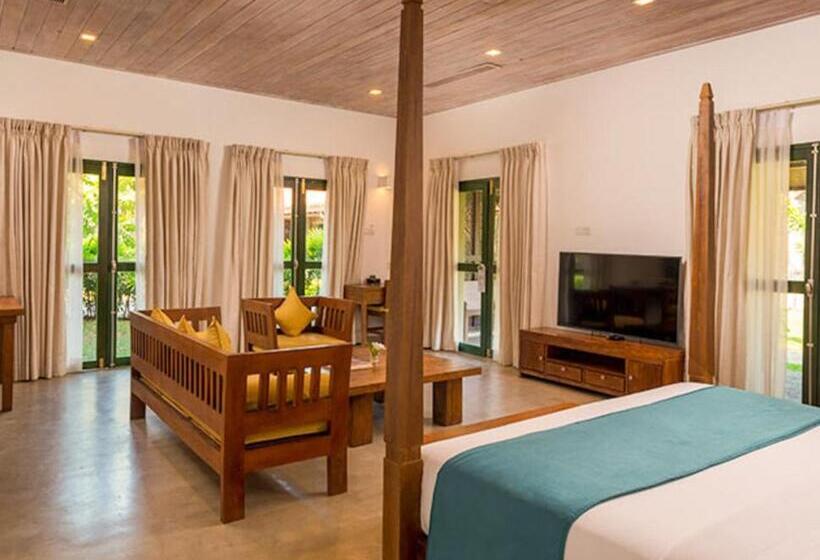 Люкс, Regenta Arie Lagoon Negombo