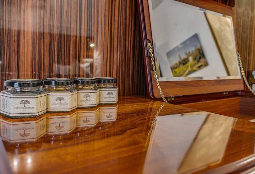 استودیوی لوکس, Sadovnicheskaya