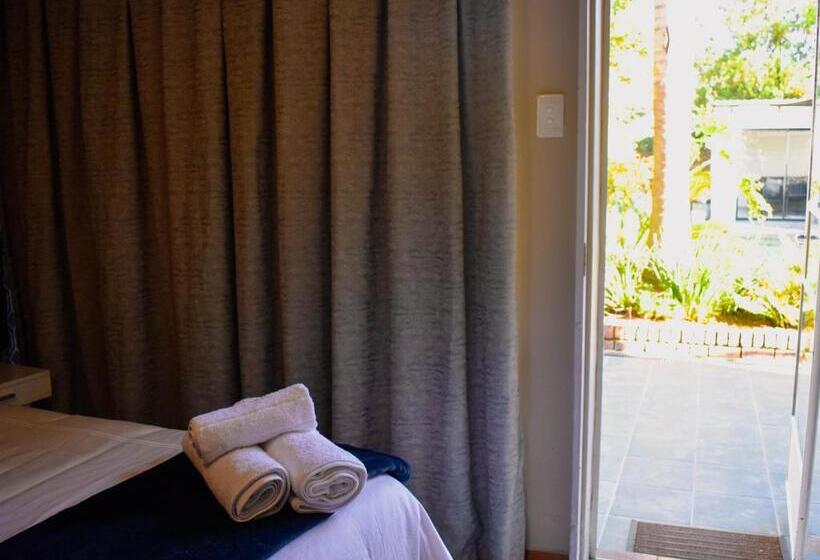 Люкс Кровать Кинг, Serene Guest Manor