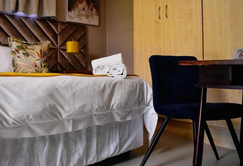 Номер Стандарт, Serene Guest Manor