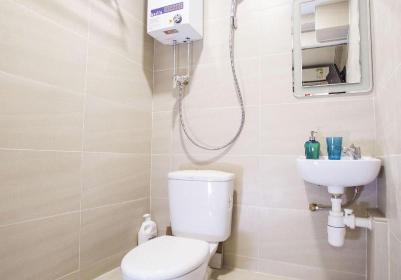 اتاق استاندارد یک نفره, Smiley Inn