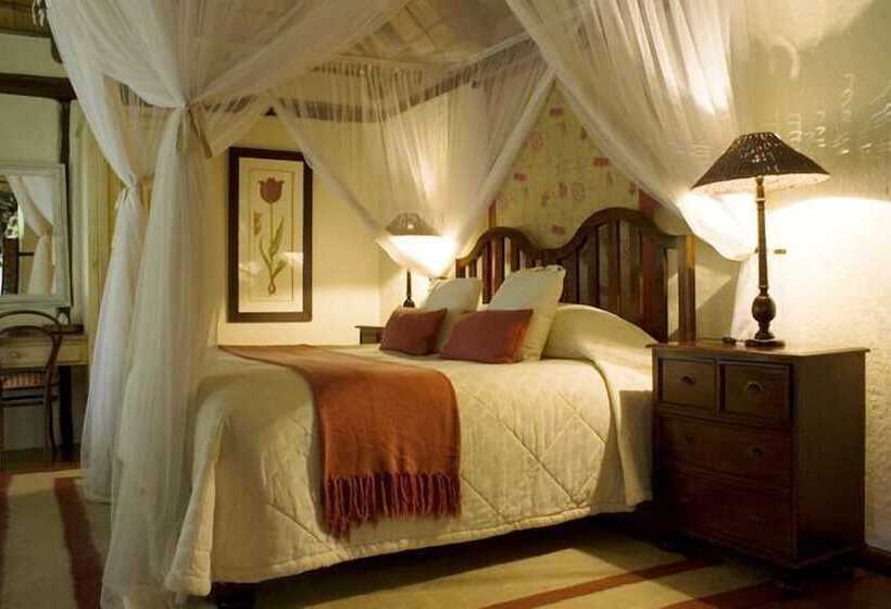 シャレー・デラックス1寝室, Tanamera Lodge