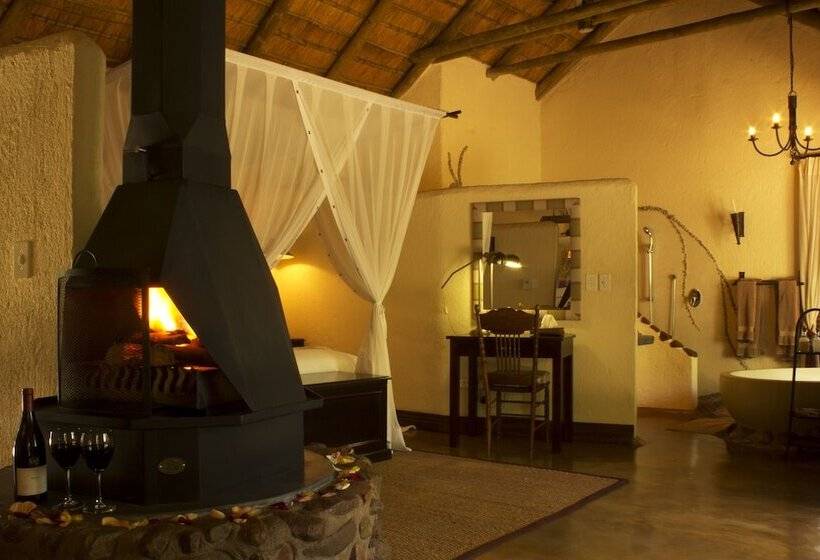 シャレー・デラックス1寝室, Tanamera Lodge