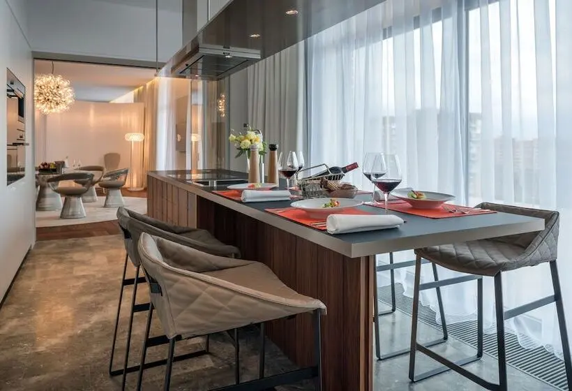 ロイヤルスイート３ベッドルーム, Crystal House Suite Hotel & Spa