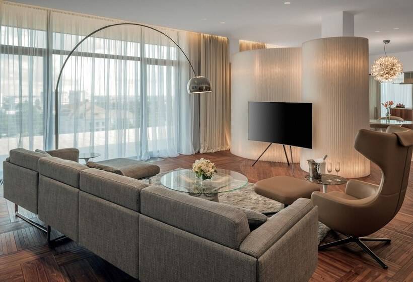 سوئیت سلطنتی 3 خوابه, Crystal House Suite Hotel & Spa