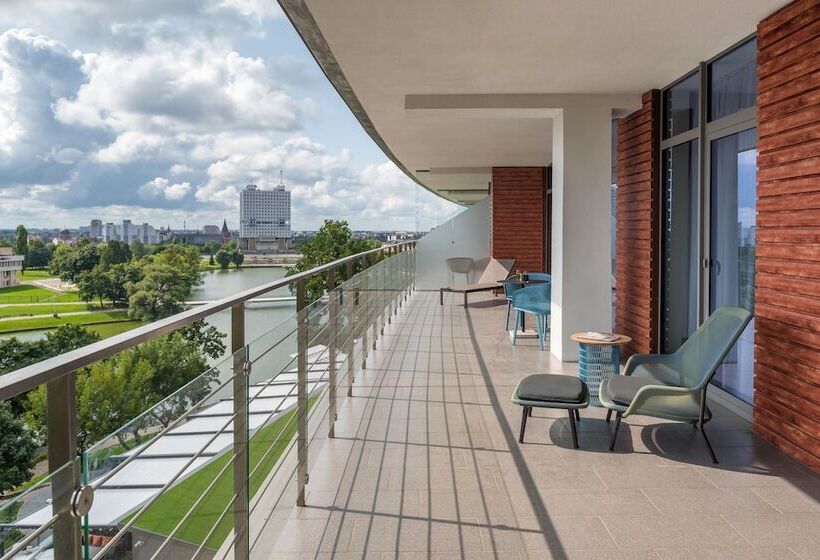 سوئیت سلطنتی 3 خوابه, Crystal House Suite Hotel & Spa