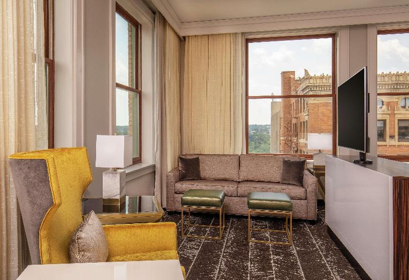 小型套房, Doubletree By Hilton Youngstown Downtown