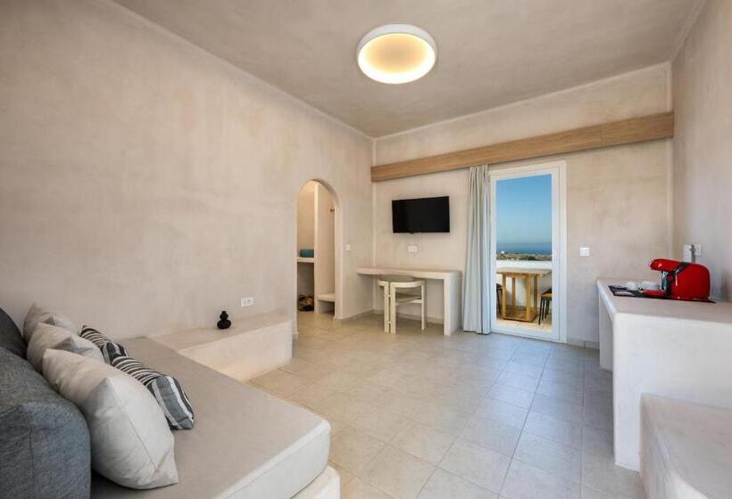 סוויטה עם ג'קוזי, נוף לים, Aelia Luxury Suites