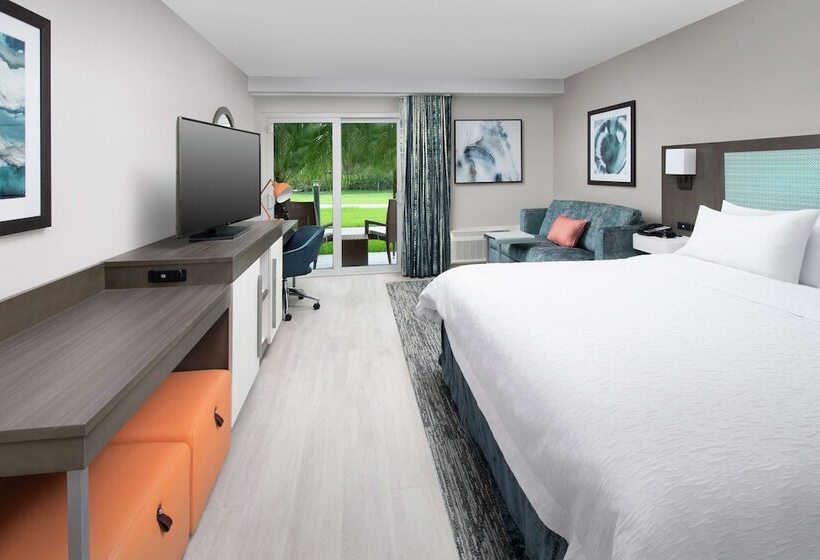 غرفة قياسية سرير كينج, Hampton Inn Marathon   Florida Keys