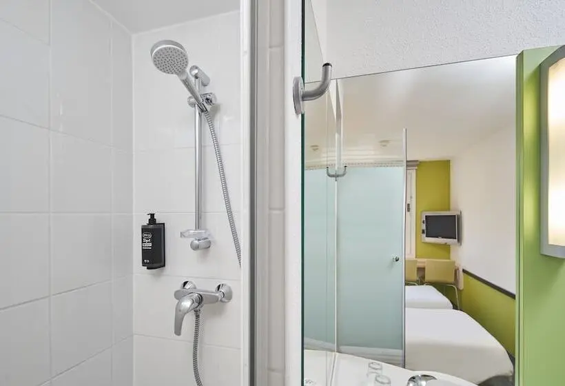 اتاق استاندارد سه نفره, Ibis Budget Wrocław Południe
