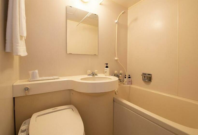 이코노미 룸, Iidaya