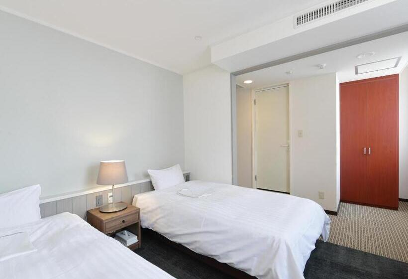 디럭스 룸, Iidaya