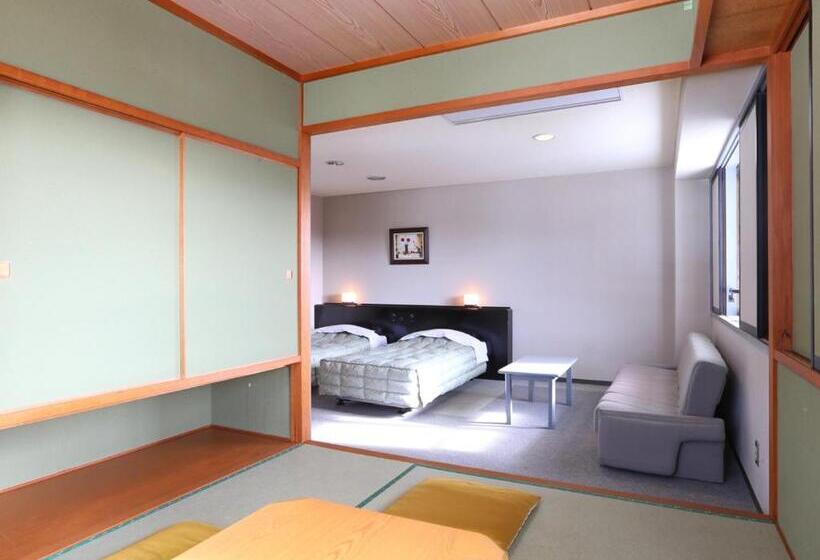 Семейный Номер Вид на Горы, Silk Inn Madarao