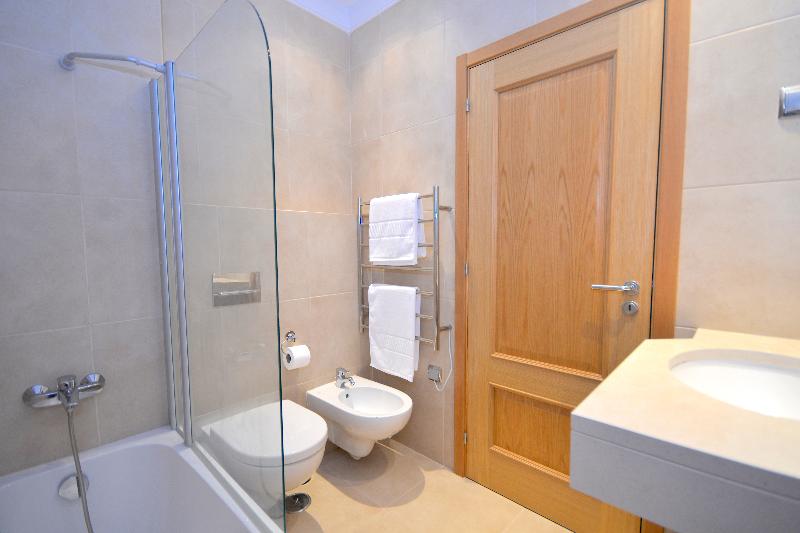 침실 2개 아파트, Lagos Bay Plaza