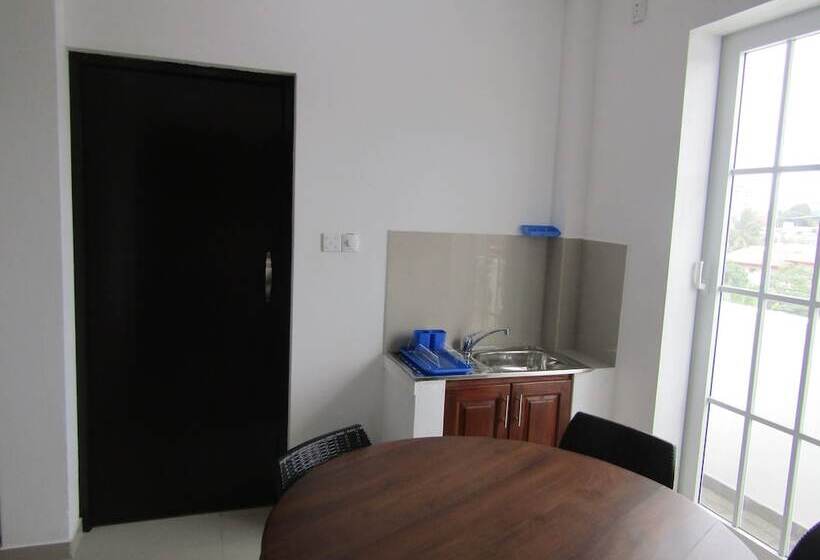 带2个卧室的公寓, Queens Park Apartments