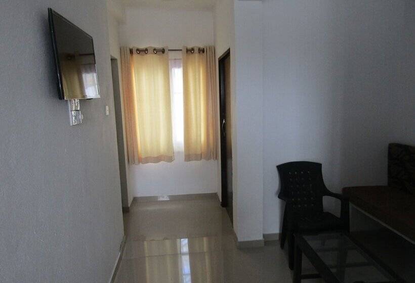 带3个卧室的公寓, Queens Park Apartments