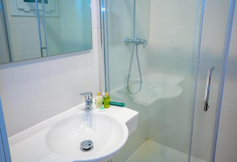 غرفة قياسية, Agi Gloria Rooms