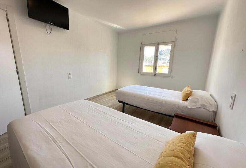 غرفة قياسية رباعية, Agi Gloria Rooms