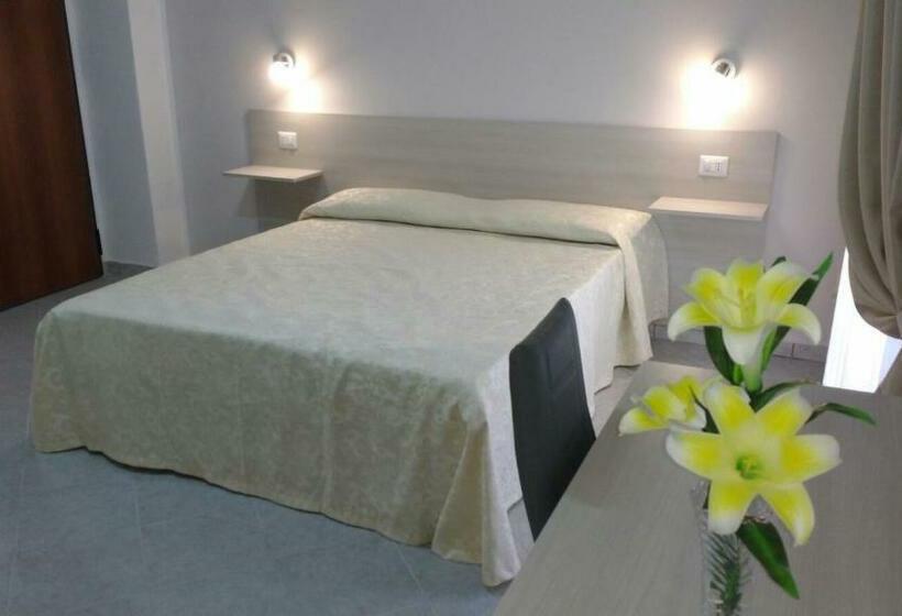 스탠다드 트리플 발코니 룸, Al Giglio