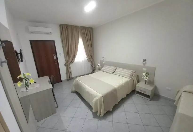 Economy Triple Room, Al Giglio