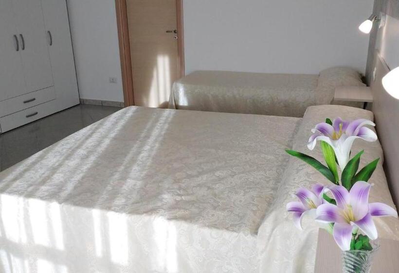 스탠다드 트리플 발코니 룸, Al Giglio