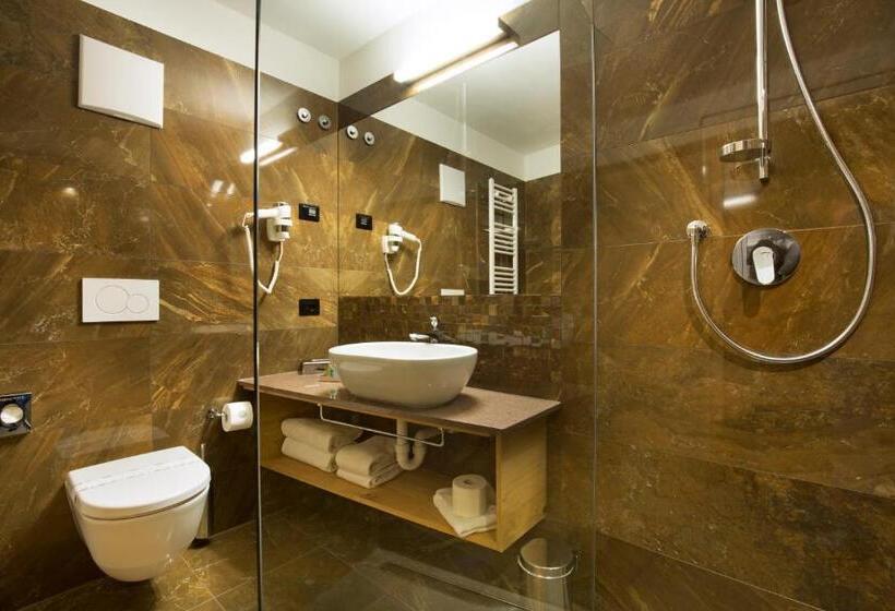 Номер Superior с Балконом, Chalet Marcora