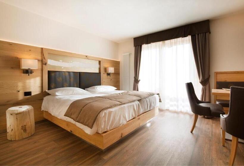 סוויטה עם מרפסת, Chalet Marcora